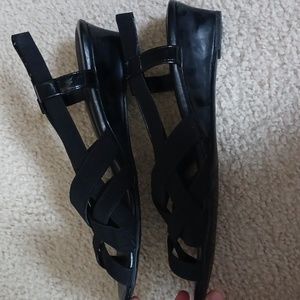 Ellen Tracy Active size 9 black wedge sandal
